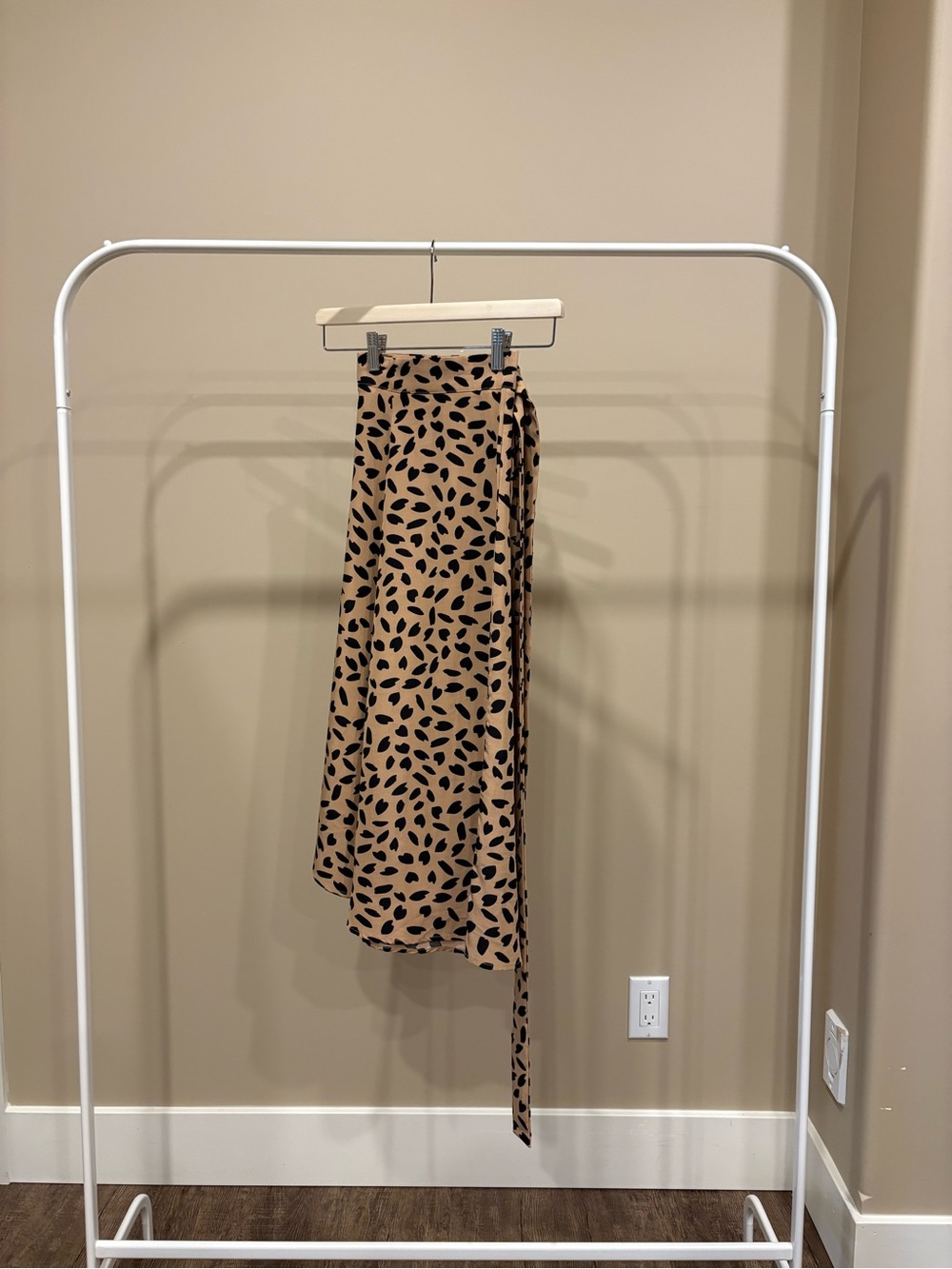SHEIN Tan Asymmetrical Wrap Skirt with Black Spot Print